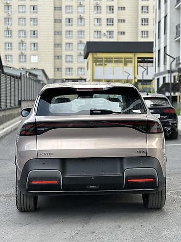чанган q05: Changan Qiyuan Q05: 2026 г., Автомат, Электромобиль, Кроссовер — 4