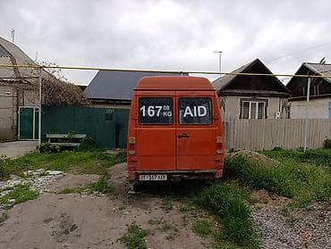 дом на колесах кемпера: Mercedes-Benz T1: 1985 г., 2.3 л, Механика, Дизель, Фургон — 3