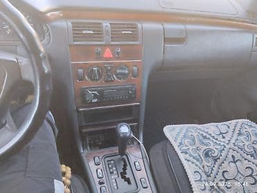 x 7: Mercedes-Benz E-Class: 1997 г., 2.3 л, Автомат, Бензин, Седан — 5