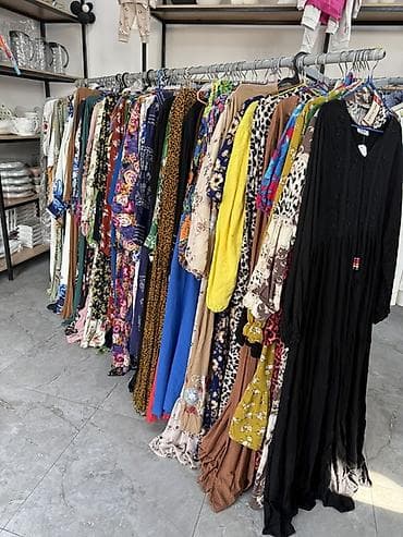 Оптом Женские платья на вешалах — широкий ассортимент моделей для at lalafo.kg Оптом Женские платья на вешалах — широкий ассортимент моделей для