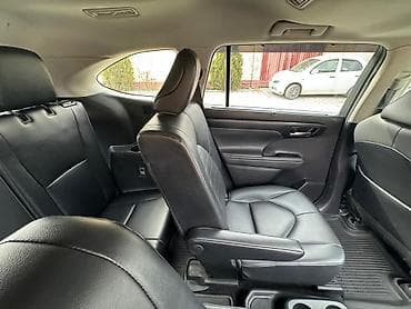 100 с4: Toyota Highlander: 2021 г., 3.5 л, Автомат, Бензин, Кроссовер — 9