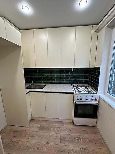 квартиры 2х: 2 комнаты, 42 м², ул. Боконбаева / Гоголя 104 серия, 1 этаж — 10
