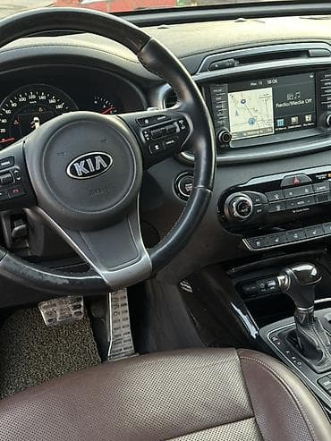 Продажа авто: Kia Sorento: 2016 г., 2.2 л, Автомат, Дизель, Кроссовер — 6