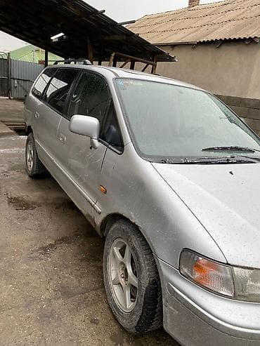 амортизатор на степвагон: Honda Shuttle: 1999 г., 2.3 л, Автомат, Бензин, Универсал — 2