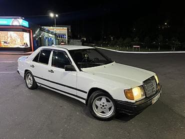 очен срочно: Mercedes-Benz W124: 1988 г., 2.3 л, Механика, Бензин, Седан — 2