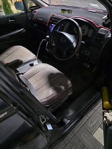 Honda Stream: 2003 г., 1.7 л, Бензин, Минивэн — 7