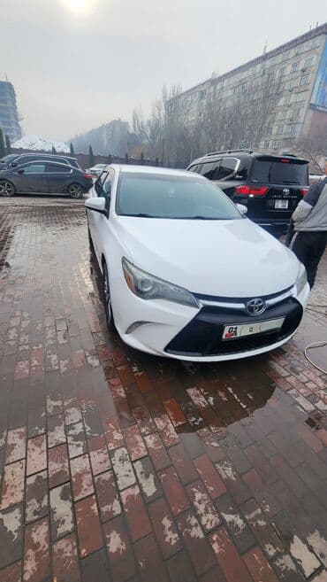 Toyota Camry: 2015 г., 2.5 л, Автомат, Газ, Седан