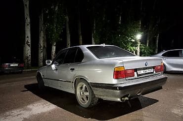 evro r: BMW 5 series: 1991 г., 2 л, Механика, Бензин, Седан — 9