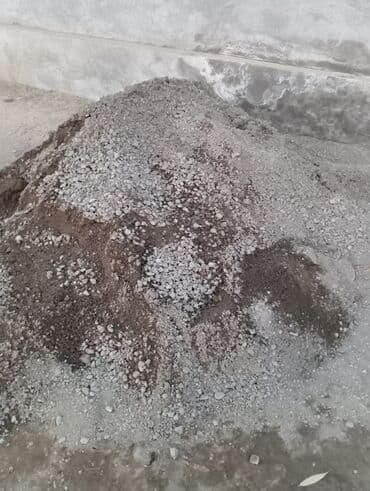 нужные вещи: Глина карьерный (суглинистый), навал. Описание: - Натуральный песок — 4