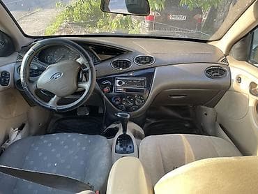 lande rover: Ford Focus: 2002 г., 2 л, Автомат, Бензин, Седан — 4