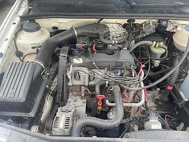 mini coper: Volkswagen Vento: 1993 г., 1.8 л, Механика, Бензин, Седан — 10