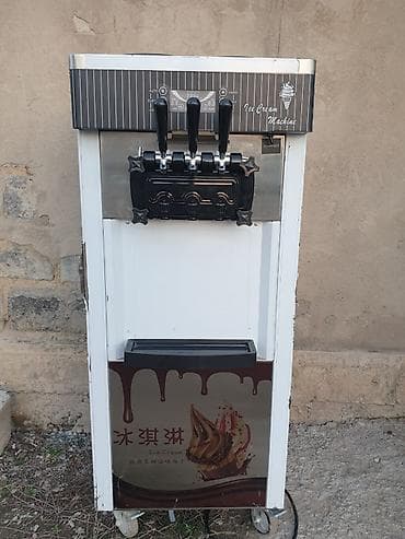 Профессиональный аппарат для мягкого мороженого - Напольная модель на