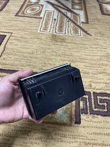 дозатор 124: Дверная карта Mercedes-Benz 1991 г., Б/у, Оригинал, Германия — 3