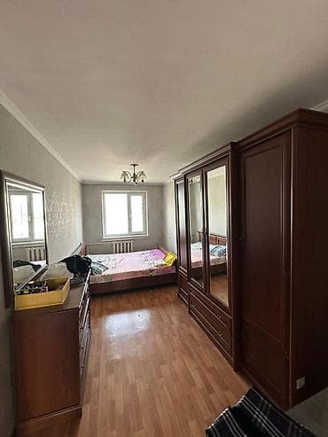1000: 3 комнаты, 58 м², 104 серия, 5 этаж, Косметический ремонт — 2