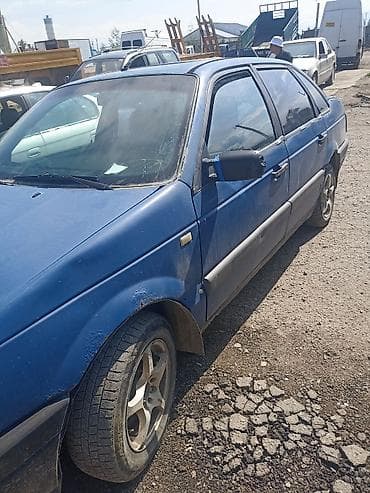чип кулюч: Volkswagen Passat: 1993 г., Кол менен иштөөчү, Седан — 2