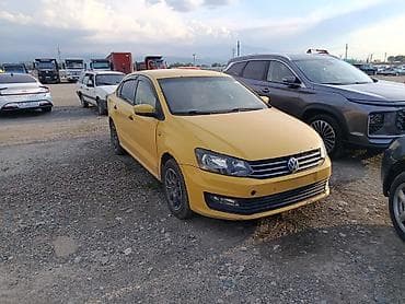 r15 185: Volkswagen Polo: 2018 г., Бензин, Седан — 8