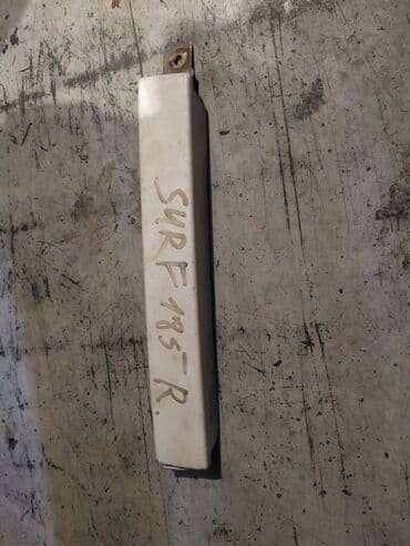 футбольное покрытие купить: Toyota Surf 185 Ресничка на фару, Тойота Сурф 185 кронштейн усилитель — 1