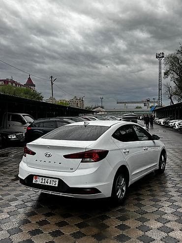 201: Hyundai Avante: 2018 г., 1.6 л, Автомат, Бензин, Седан — 4