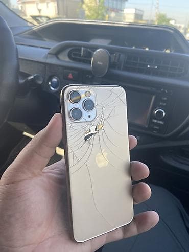 apple 11pro: IPhone 11 Pro, Б/у, 256 ГБ, Золотой, Чехол, 100 % — 3