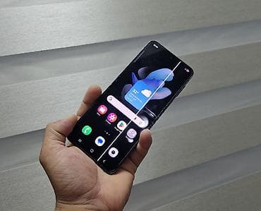 Техника и электроника: Samsung Galaxy Z Flip 4, Б/у, 128 ГБ, цвет - Черный, 1 SIM, 2 SIM, eSIM — 3