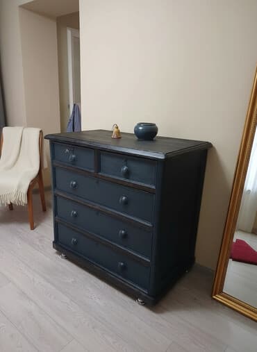 Комод массив дерева винтажный в ретро стиле редизайн . украсит