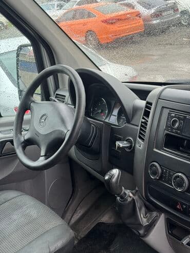 срочно продаю в связи с переездом: Mercedes-Benz Спринтер: 2013 г., 2.7 л, Механика, Дизель, Фургон — 4