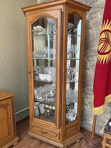 комод для вещей: Классический комплект мебели для столовой/гостиной из массива (тон — 3