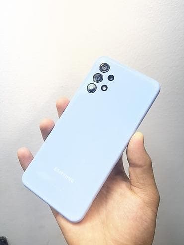 самсунк ж4: Samsung Galaxy A32, голубой - Экран 6.4" Super AMOLED с каплевидным — 1