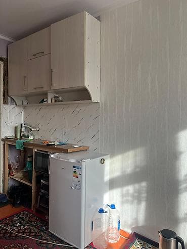 жаны конуш: 10 м², Эмереги менен — 5