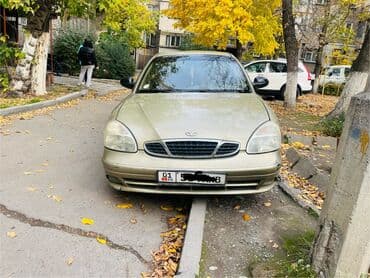 Daewoo Nubira: 2001 г., 1.5 л, Автомат, Бензиновая, Седан
