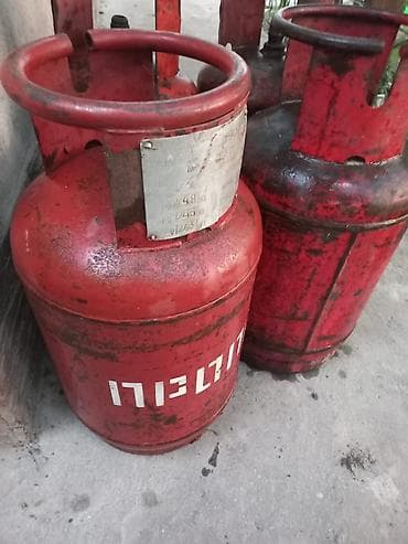 fuel tabs: Пропановые газовые баллоны красного цвета, стандартного типа для — 1