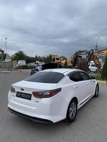 Продажа авто: Kia Optima: 2016 г., Гибрид, Седан — 5