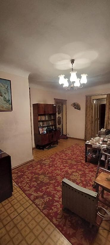 flat osh: 2 комнаты, 43 м², Индивидуалка, 1 этаж, Старый ремонт — 1