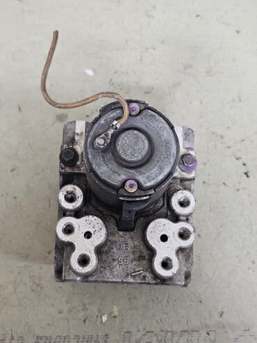 двигател на спринтер: Блок ABS Mercedes-Benz 1997 г., Б/у, Оригинал, Германия — 12