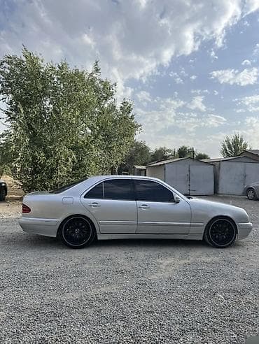 daf 95: Mercedes-Benz E-Class: 2000 г., 3.2 л — 4