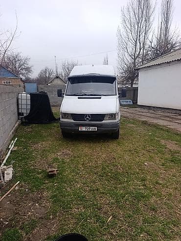 бартобой спринтер: Легкий грузовик, Mercedes-Benz — 1