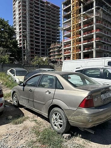 f 4: Ford Focus: 2004 г., 2 л, Автомат, Бензин, Седан — 3