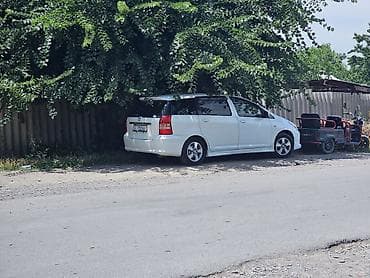1: Toyota WISH: 2004 г., 1.8 л, Автомат, Бензин, Универсал — 1