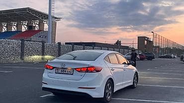 Продажа авто: Hyundai Elantra: 2017 г., Автомат, Седан — 2