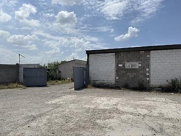 Продаю коммерческое помещение 800 кв м.с участком 19 соток — 3