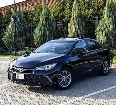 Toyota Camry: 2016 г., 2.5 л, Автомат, Бензин, Седан — 2