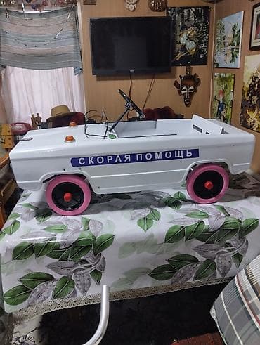 детский машиналар: Детский педальный автомобиль Малыш/«Ёжик» (стальной кузов) - — 2