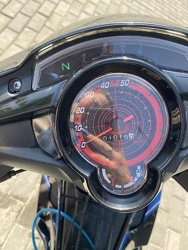 Скутеретта 125 куб. см, Бензин, Б/у