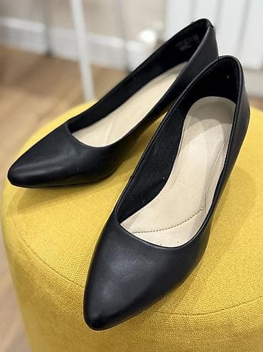 Мокасины и лоферы: Туфли, 37, Clarks, Б/у, цвет - Черный, Самовывоз, Бесплатная доставка, Платная доставка — 2