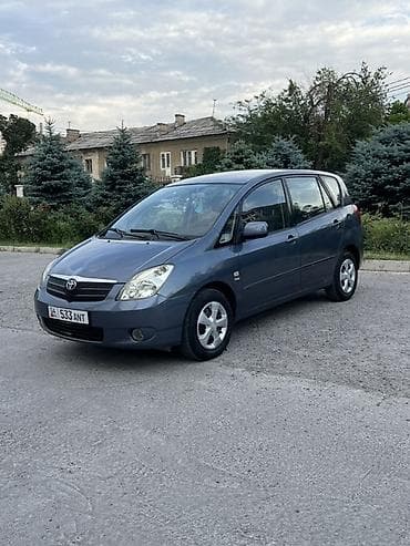 Toyota Corolla Verso: 2003 г., 1.6 л, Механика, Бензин, Минивэн — 9