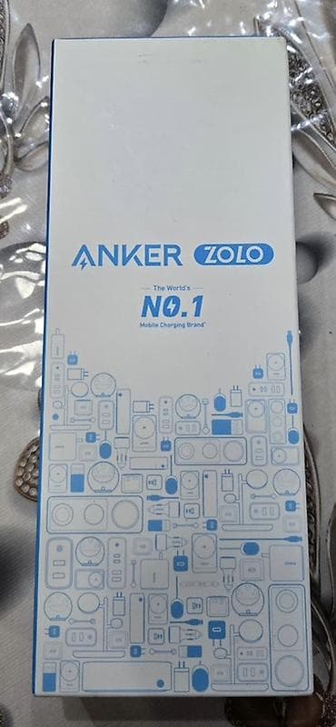 портативная станция: Внешний аккумулятор Anker Zolo Power Bank A1688 (10 000 мА·ч, 30 Вт — 1