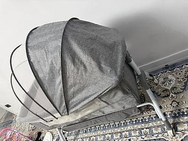 коляска с люлькой: Коляска, Другой бренд, цвет - Серебристый, Б/у, Самовывоз — 3