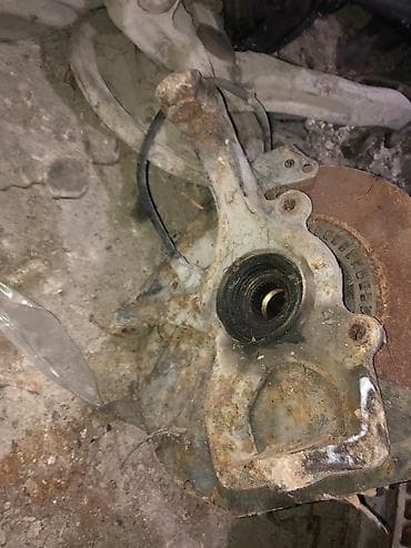 mitsubish: Передняя правая Ступица Mitsubishi 1999 г., Б/у, Оригинал, Япония — 5