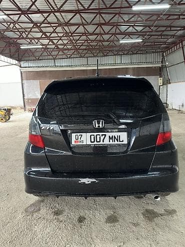 крафтер 2 5: Honda Fit: 2010 г., 1.5 л, Автомат, Бензин, Хэтчбэк — 3