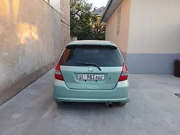 фаркоп на фит: Honda Fit: 2003 г., 1.5 л, Автомат, Бензин, Хэтчбэк — 3
